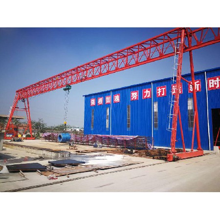 葫蘆門式起重機_(2)